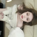 Eva chen - @leyichen677 - Instagram