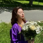 Lingyi Chen - @evachen_2512 - Instagram