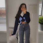 evaaa<33 - @evadobson17 - Instagram