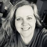 Eva Field - @evafield46 - Instagram