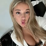 Eva Hart - @evahart2100 - Instagram