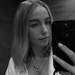 E V A 🧡 - @eva.holzheid - Instagram