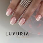 Éva Horváth - @evanails.graz - Instagram