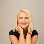 Éva Karácsony - Facebook