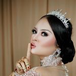 Eva Apriyanti - @evakenthirowati - Instagram