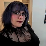 Eva Kinney - @bitchy_witchyx - Instagram