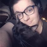 Eva Malloy - @vallinaewyrmwood - Instagram