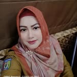 Eva Desy Yuniarti - @eva_pahlevi - Instagram