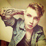 ♥☆Eva Beirsack Purdy♥☆ - @pierce_the_dead_horizon - Instagram