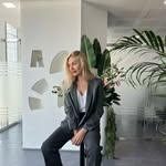 Evgenia Astakhova - @eva_real_estate_uae - Instagram