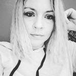 Eva Rickard - @eva_and_joshua - Instagram