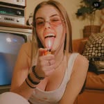 @_eva.riddle_ - Instagram
