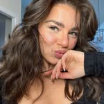 Eva Riley - @eva_riley124 - Instagram