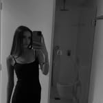 Eva - @evarowlands07 - Instagram