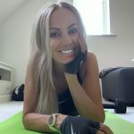 Eva Ravasz - @evasutyinszki00001 - Instagram