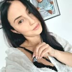 Eva Walton - @evawalton15 - Instagram
