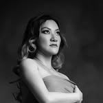 Eva Zhao - @eyeconic_eve - Instagram