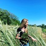 Evan - @eckertevangelina - Instagram