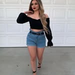 Eve Blackburn - @lloydquinzifjo - Instagram
