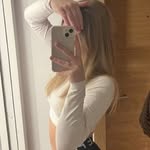 Evelyn Brooks - @eve__brooks - Instagram