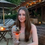 Eve Burrows - @evehburrows - Instagram