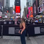 @evehessey - Instagram