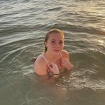 Eve Holman - @eve__holman - Instagram