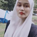 Eve Larkin - @eve.larkin.71 - Instagram