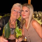 Eve Roberts - Facebook