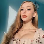 Eve Saunders - @fb14f01806 - Instagram