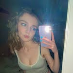 Eve Saunders - @eveswritings - Instagram