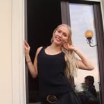 Eva Schilling - @e.v.a.may - Instagram