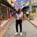 Eve Schmidt - @eveschmdt - Instagram