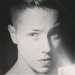 Evè Schmidt - @evestudio54 - Instagram