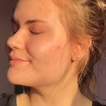 Evelyn Bacon - @sloureaimvi - Instagram