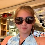 Evelyn Bloom - Facebook