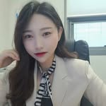 @evelynguy1366 - Instagram