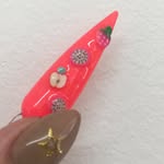 @evelynguyet.nailsart - Instagram
