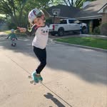 Evelyn - @evelynlskates - Instagram