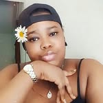 Evelyn Malik - @evelyn_boatemaa - Instagram