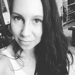 Evelyn Molnar - @paralleluniverse1 - Instagram
