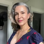 Evelyn Nathan - @nathanevelyn77 - Instagram