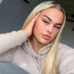 Everly Davis - Facebook