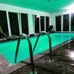 Vikendica  * * * * - @beverly_hills_pool_house_ - Instagram