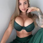 Everly Robinson - @everlyrobinson35 - Instagram