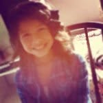 Yvette Duran - @signgg - Instagram