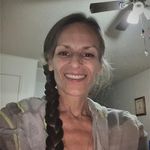 Yvette Long - @yvettelong78 - Instagram