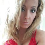 Evette Thompson - @evethompson13 - Instagram