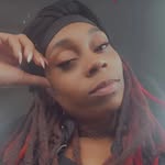 Yvette White - @summi_sunflower - Instagram
