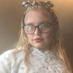 Evie Abbott - @abboes09 - Instagram